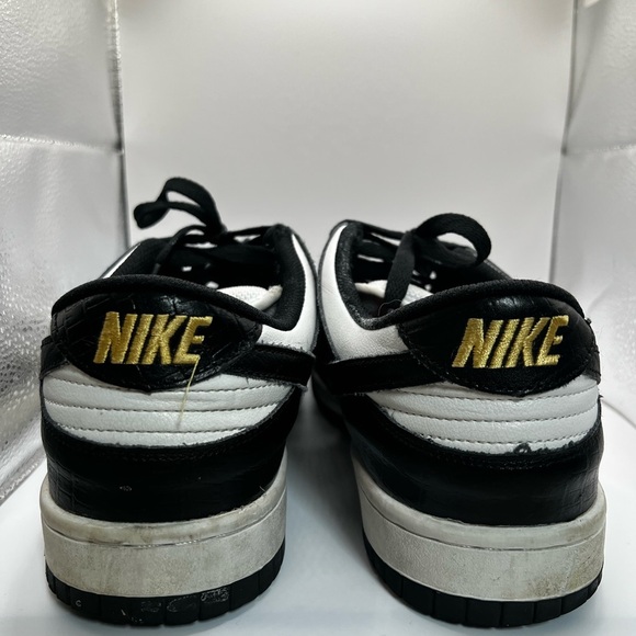 NIKE SUPREME DUNK 2021 Athletic Sneakers - Picture 4 of 9